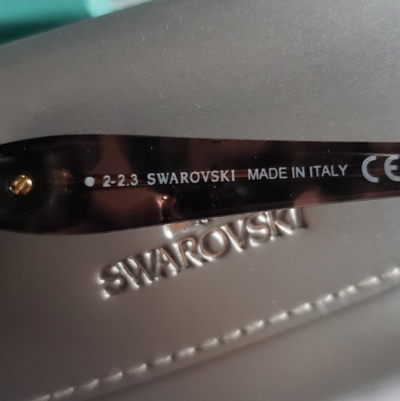 Swarvoski Cabaret butterfly sunglasses - Picture 2 of 8